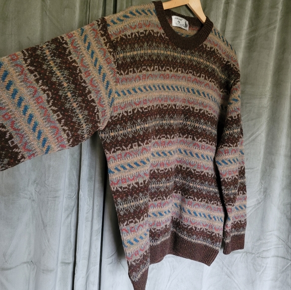 Vintage Knit Wool Sweater - Picture 3 of 11